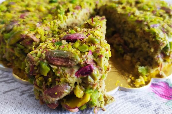 Torta-al-Pistacchio-con-Crema-Verde-di-Bronte